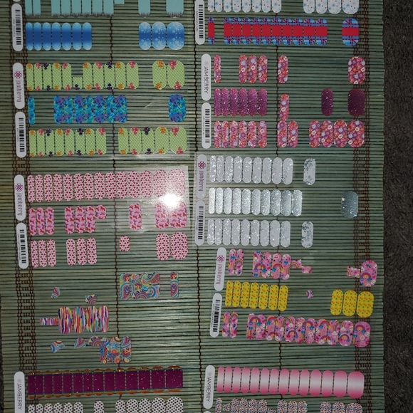 Lot of Jamberry nail wraps, mini heater, and bag - Picture 8 of 13